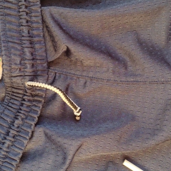 ❇️ SALE $6 - Picture 5 of 8